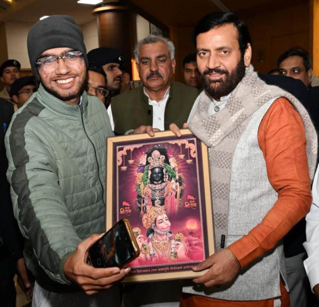 BJP leader Kamal Handuja welcomes Chief Minister Nayab Saini expresses gratitude for increasing the EWS income limit and extends Makar Sankranti greetings